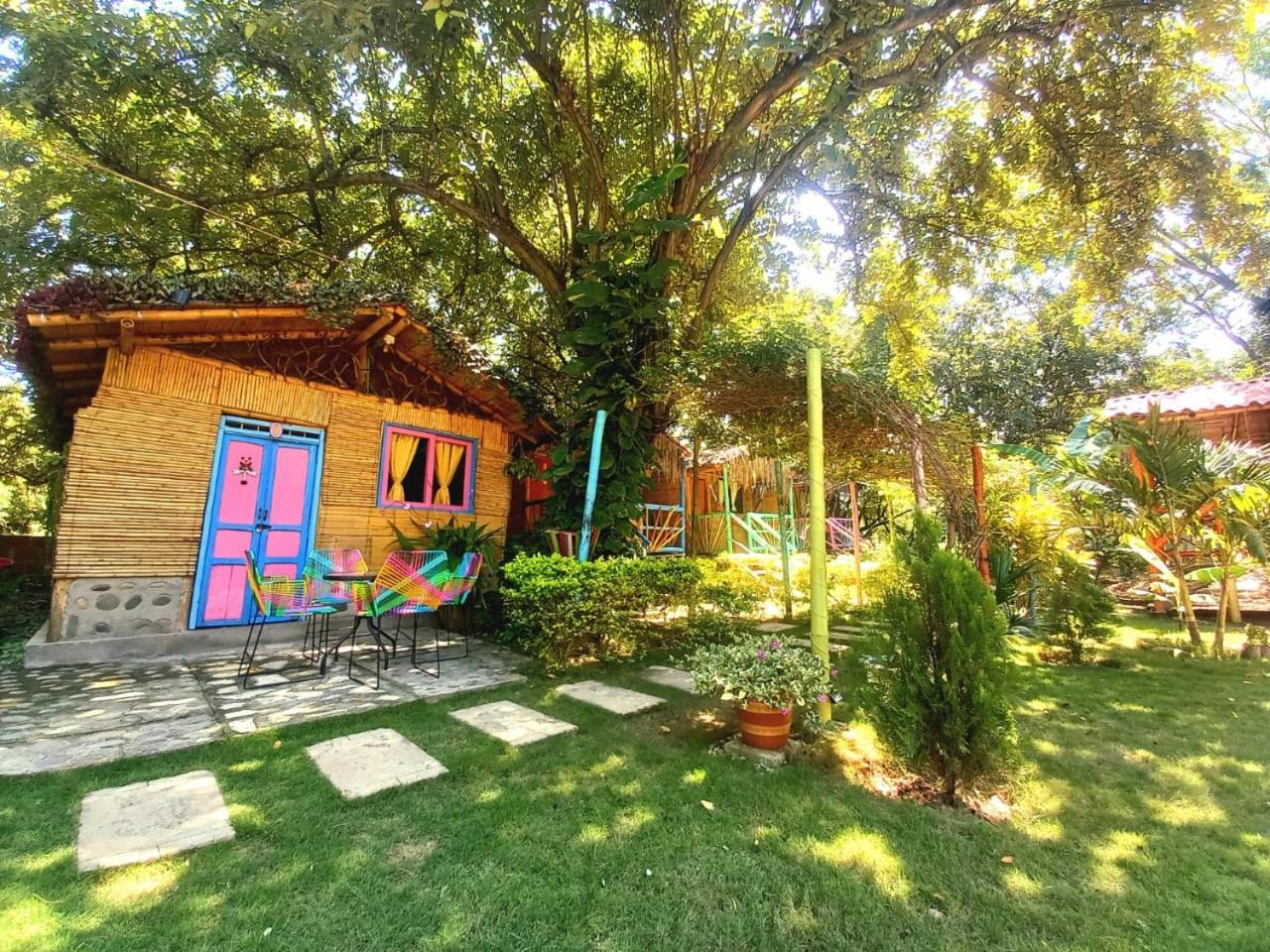 Avani Del Desierto Villavieja Luaran gambar